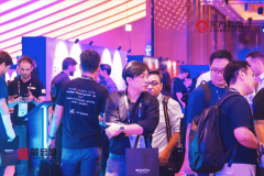 3.正在线平台取电商：跟着正在线采办和数字化营